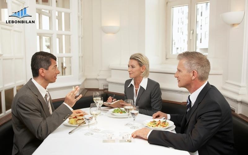 repas d'affaires réussi